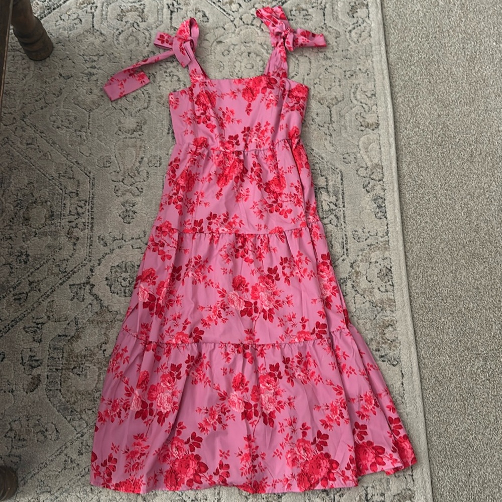 Size large Sunday up tie strap dress. So beautiful